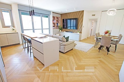 Foto Appartamento in via corridoni, Bergamo Redona di 126 m² con 4 locali