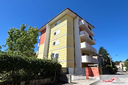 Foto Appartamento in Via Perloso 13B, Verona Chievo di 80 m² con 3 locali