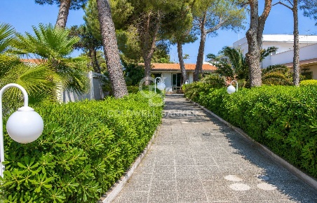 Foto Villa unifamiliare in Casalabate - Via Lungomare Nord 67, Squinzano
