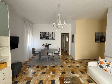 Foto Appartamento in Via Onorato Balzac 4, Milano Precotto di 75 m²