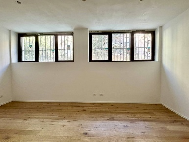 Foto Appartamento in Via Dei Gracchi 20, Milano Frua di 66 m² con 2 locali