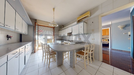 Foto Appartamento in Via Paladini, Viareggio Bicchio - Varignano di 78 m²