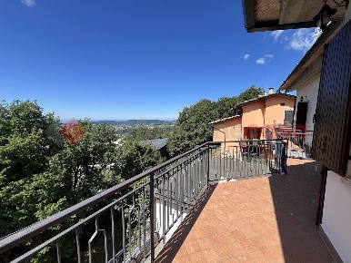 Foto Appartamento in Via GENERALE CANTORE 28, Roverè Veronese Centro