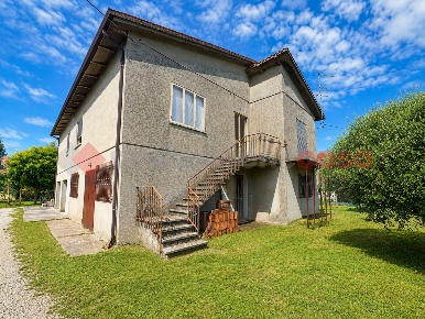 Foto Villa bifamiliare in Via REZZOLE SNC, Pozzonovo Centro di 161 m²