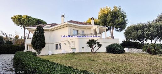 Foto Villa unifamiliare in STRADA PANORAMICA ARDIZIO, Pesaro Colle Ardizio