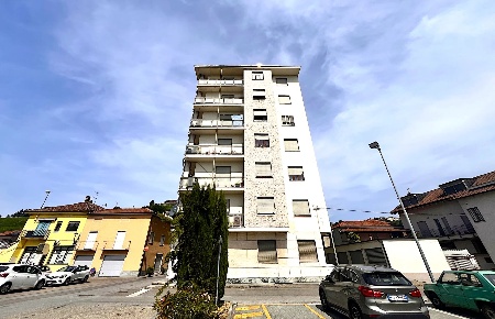 Foto Appartamento a Neive Borgonovo con 4 locali in vendita
