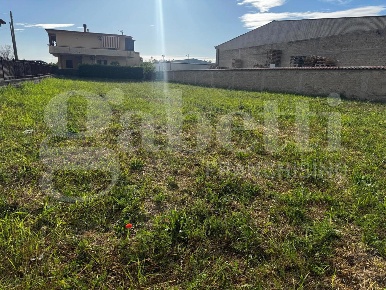Foto Terreno residenziale in Via Marra snc, Capua Centro di 1000 m²