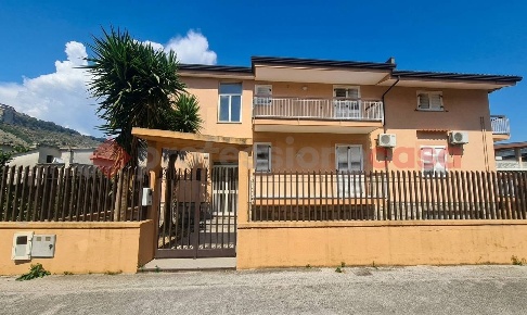 Foto Villa bifamiliare in Via Avv. Raffaele Lanzara snc, Castel San Giorgio