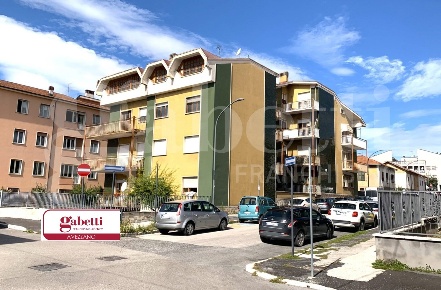 Foto Appartamento in Via MONS. BAGNOLI 11, Avezzano Centro di 180 m²