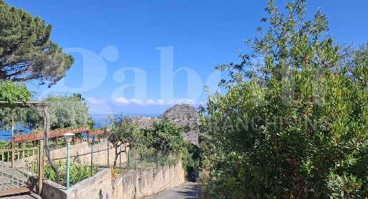 Foto Terreno residenziale in Via San Cosimo snc, Cefalù di 16170 m²