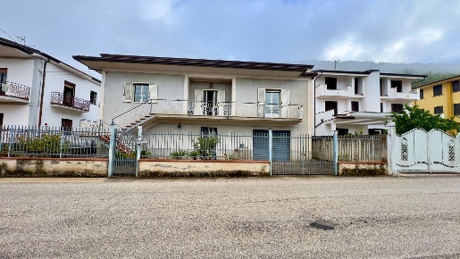 Foto Casa indipendente in via arciprete michele fusco, Formicola Centro