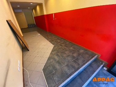 Foto Negozio a Pistoia Piazza della Sala di 70 m² con 1 locali in vendita