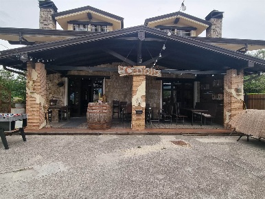 Foto Attività commerciale in Via Torre, Manocalzati di 220 m² in affitto