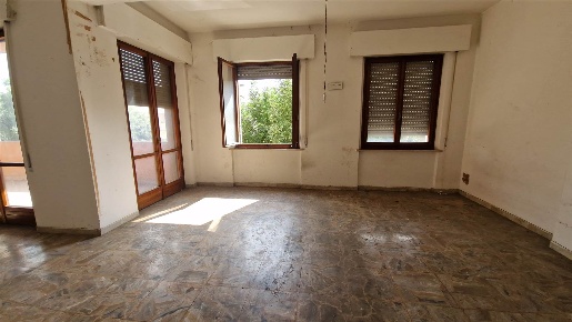 Foto Appartamento a Prato Zarini - Valentini di 150 m² con 6 locali