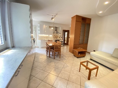 Foto Appartamento in VIA GLORENZA 80, Bolzano Don Bosco - Firmiano di 90 m²