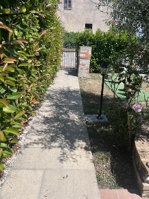 Foto Casa indipendente a Borgo San Lorenzo di 89 m² con 4 locali in vendita