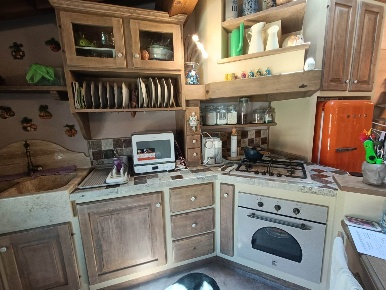 Foto Appartamento a Castellina Marittima di 59 m² con 3 locali in vendita