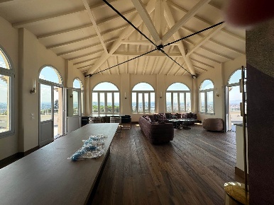 Foto Attico a Firenze Settignano, Rovezzano di 220 m² con 6 locali