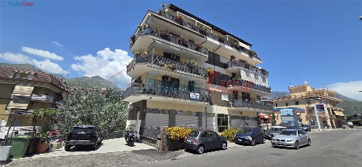 Foto Appartamento in Via Ferrucci 87, Formia Centro di 100 m² con 3 locali