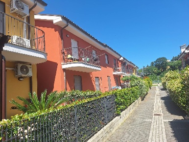 Foto Appartamento a Tolentino di 165 m² con 5 locali in vendita