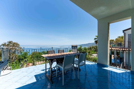 Foto Appartamento in via delle Ninfe 15, Cefalù di 52 m² con 2 locali