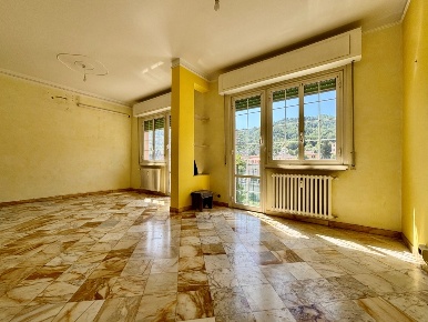 Foto Appartamento in Salita Gambonia 11B, Genova Struppa di 110 m²