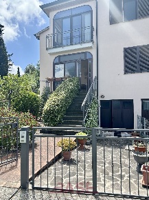 Foto Appartamento in Via Roma 70, Montescudaio di 54 m² con 3 locali