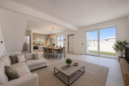 Foto Appartamento in Via Casal di Claudia, Anzio Anzio Due di 120 m²