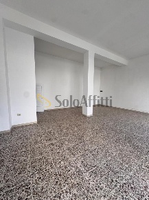 Foto Locale commerciale in via italia, San Giovanni Teatino Centro di 70 m²