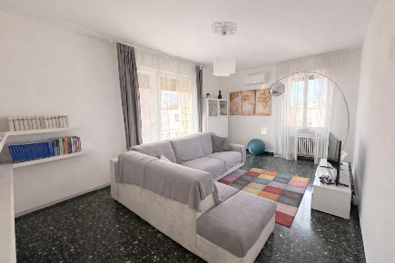 Foto Appartamento a Modena Sant'Agnese - Università di 137 m² con 4 locali