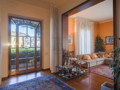 Foto Villa unifamiliare in Via Castruccio Buonamici, Lucca Sant'Anna