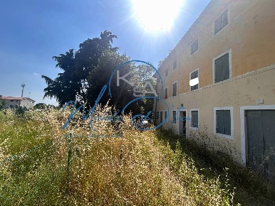Foto Casa indipendente in via santa bona nuova 143, Treviso di 250 m²