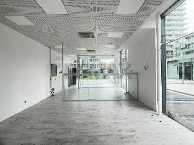 Foto Locale commerciale in via chiodo snc, Savona Centro Storico di 80 m²