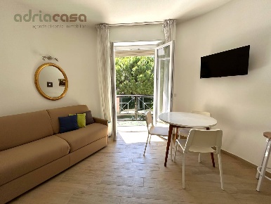 Foto Appartamento in Viale Dante Alighieri, Riccione Alba Mare di 40 m²