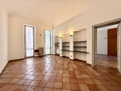 Foto Ufficio a Alessandria Borgo Rovereto - Piscina di 258 m² con 9 locali