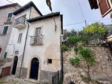 Foto Casa indipendente in Via Navelli snc, Capestrano Centro di 120 m²