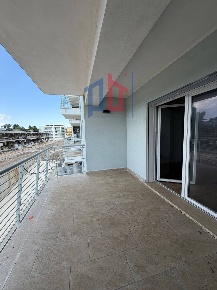Foto Appartamento in Via Pratica di mare, Pomezia di 80 m² con 3 locali