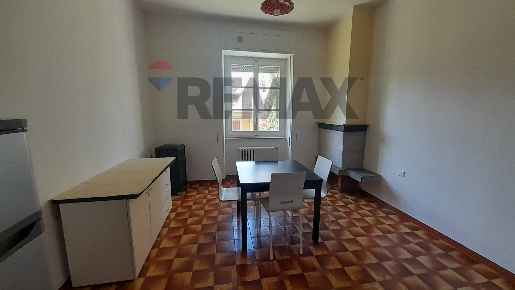Foto Appartamento in Viale Ancona 69, Foligno di 85 m² con 3 locali