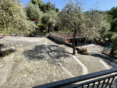 Foto Casa indipendente in localita Fontana 1, Castiglione Chiavarese
