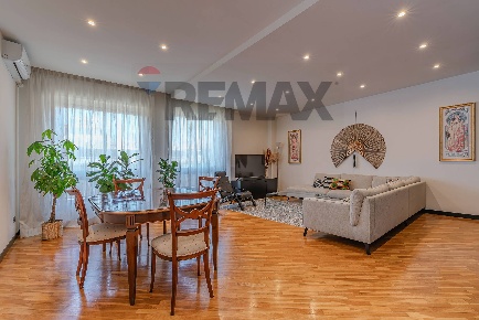 Foto Appartamento in Via Devitofrancesco 2N, Bari Carrassi di 164 m²