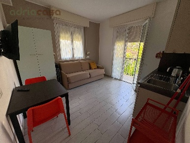 Foto Appartamento in Viale Dante Alighieri, Riccione Alba Mare di 25 m²