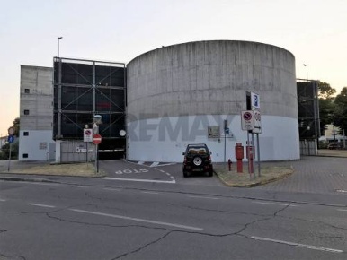 Foto Posti auto in Strada Abbeveratoia 73/a, Parma Ospedale - Volturno