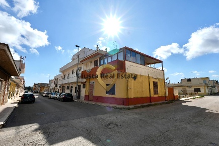 Foto Casa indipendente in Via Einaudi 35, San Michele Salentino di 110 m²