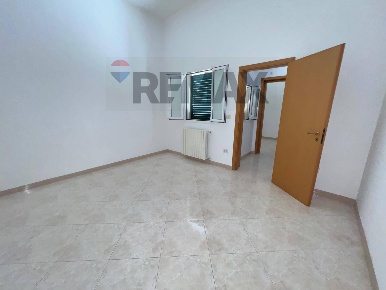 Foto Appartamento in Via Munno 27, Monopoli Centro di 45 m² con 3 locali
