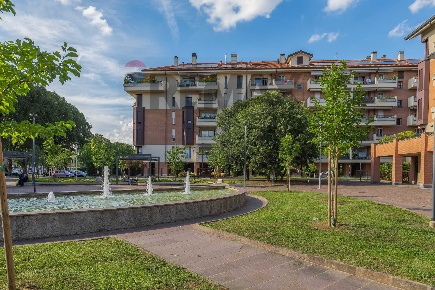 Foto Appartamento in Via Bramante da Urbino 14, Monza Buonarroti di 165 m²