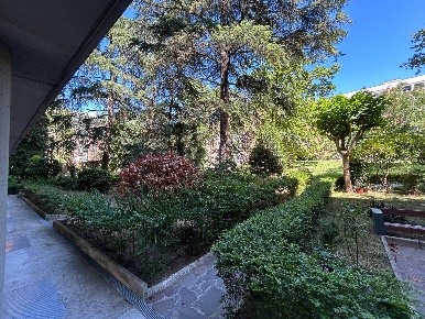 Foto Appartamento in Via Alceste De Ambris 6, Bologna di 106 m² in vendita