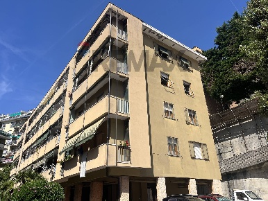 Foto Appartamento in Via Aurelio Robino 96, Genova Marassi di 63 m²