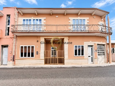 Foto Case semi ndipendenti in Via Giousuè Carducci 6, Torchiarolo di 187 m²