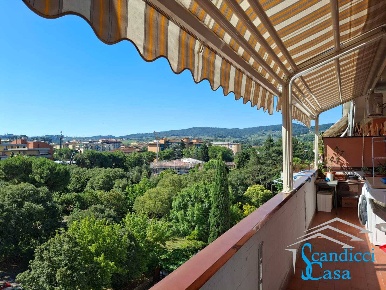 Foto Appartamento in Via Sassetti 3, Scandicci di 90 m² con 4 locali