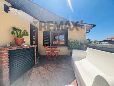 Foto Appartamento in Piazza G. Fulvio 24, Castellina Marittima di 60 m²